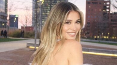 Diletta Leotta, Look casual-chic con la borsa che vale oltre 30 mila euro!