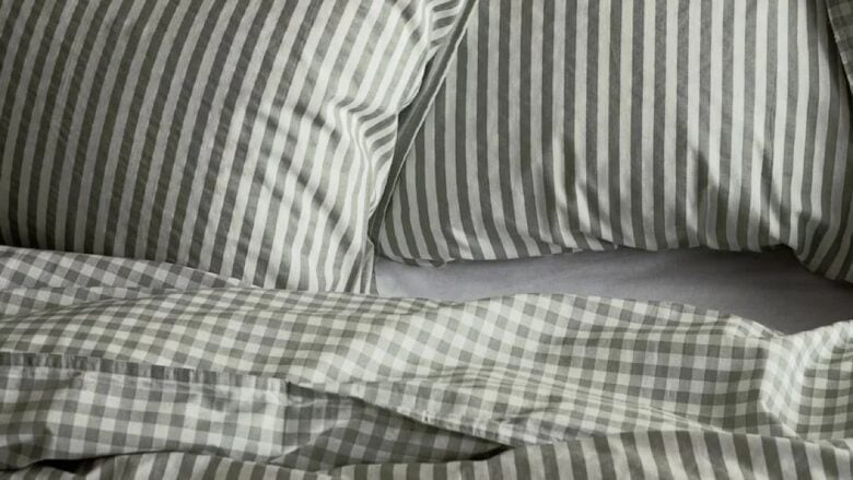Copripiumini H&M Home inverno: le novità più eleganti per rinnovare la camera da letto con stile