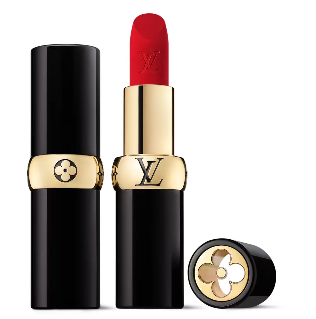 Rossetto Rosso: 6 toni trendy da sfoggiare assolutamente a Natale Rossetto Rosso: 6 toni trendy da sfoggiare assolutamente a Natale