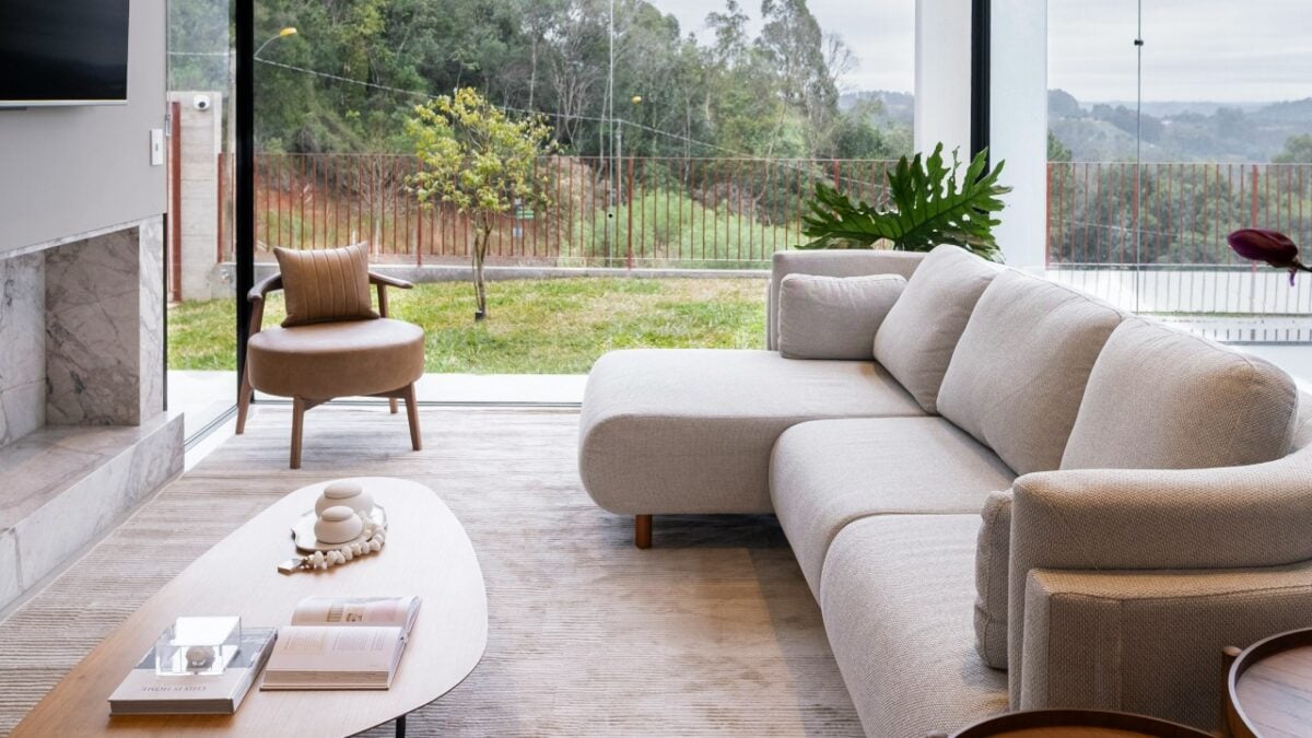 Soggiorno piccolo? Non crederai a quanto spazio puoi guadagnare con questi 3 layout Soggiorno piccolo? Non crederai a quanto spazio puoi guadagnare con questi 3 layout