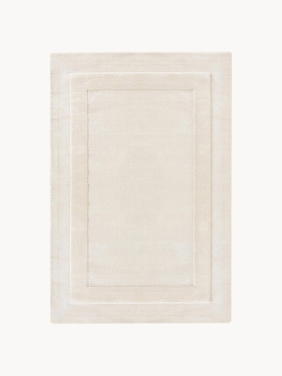 Cloud Dancer è il nuovo neutro che sta facendo impazzire gli interior designer e questi tappeti lo dimostrano!