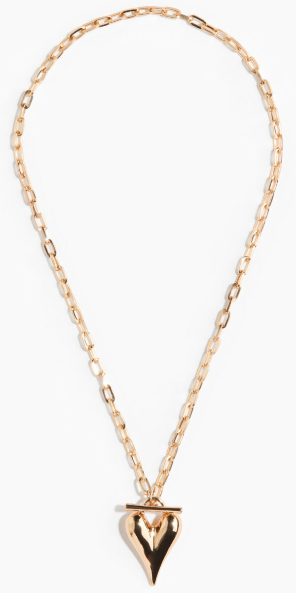 La nuova collezione H&M è irresistibile: ecco capi e accessori da aggiungere subito alla tua wishlist