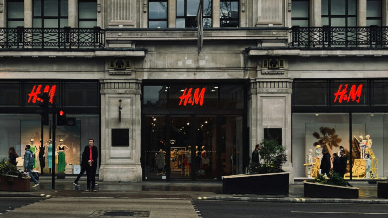 Il cappotto oversize della nuova collezione H&M è il vero must di stagione!