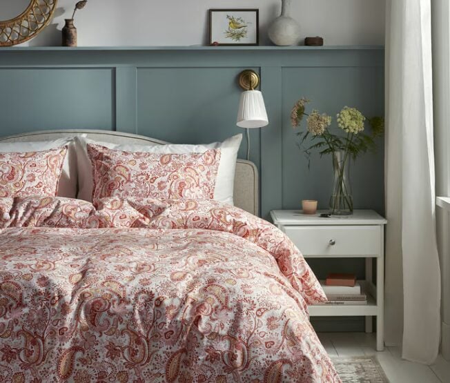Stampa Paisley per la biancheria da letto: l’iconico motivo torna protagonista della zona notte