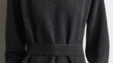 Sensuali e sofisticati: i maglioni con cintura che reinventano il look fashion della stagione invernale