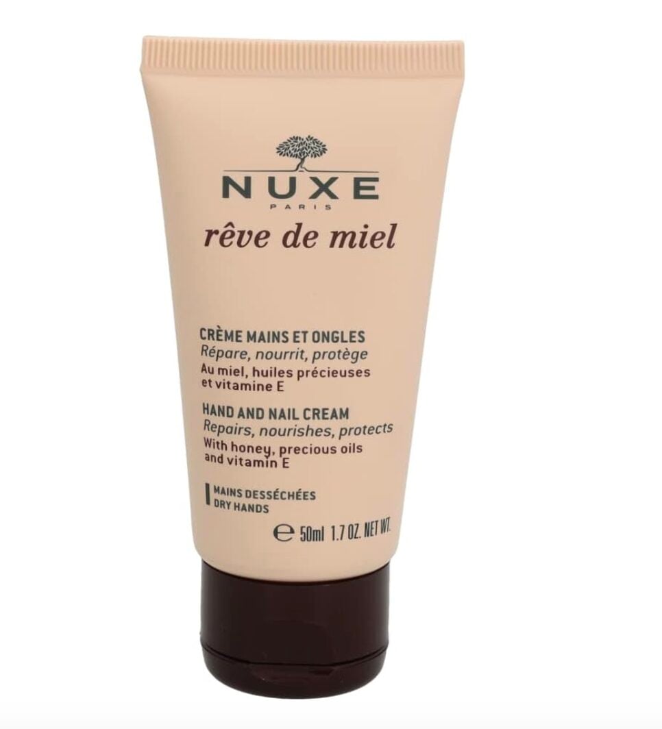 Freddo e mani screpolate? 5 creme che fanno la differenza