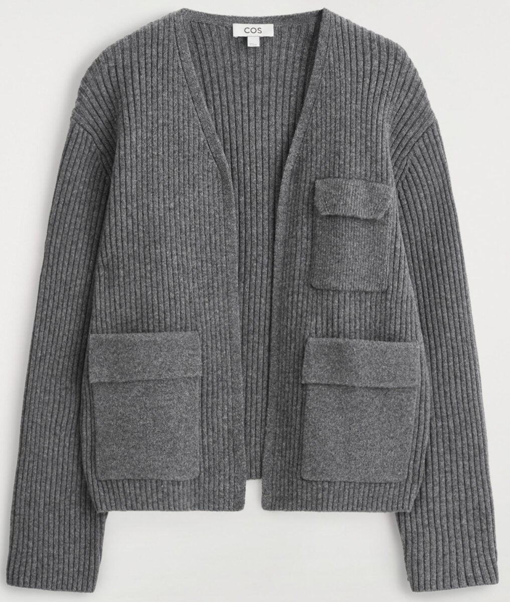 6 capi e accessori firmati COS da acquistare con i Saldi invernali 2026