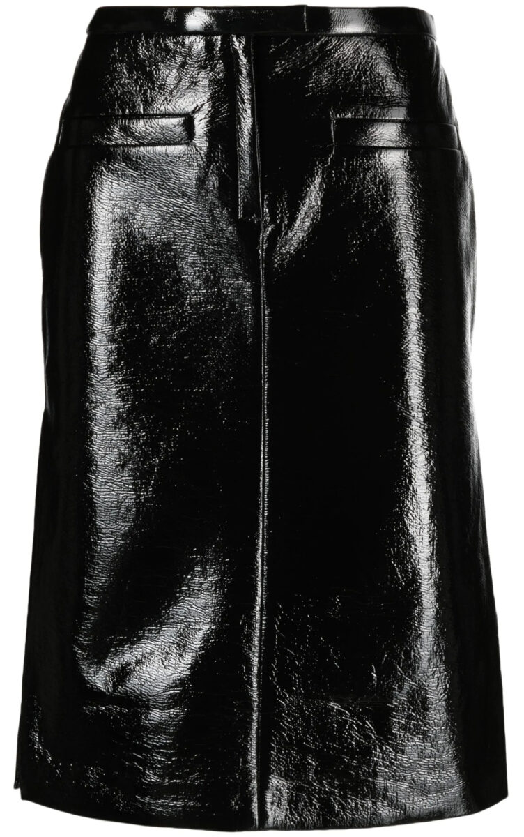 Tutte le gonne di vernice ricercate e glam da sfoggiare questo Inverno