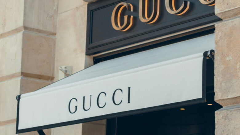 Gucci lancia la borsa luxury che unisce comfort e glamour: perfetta per tutti i giorni!