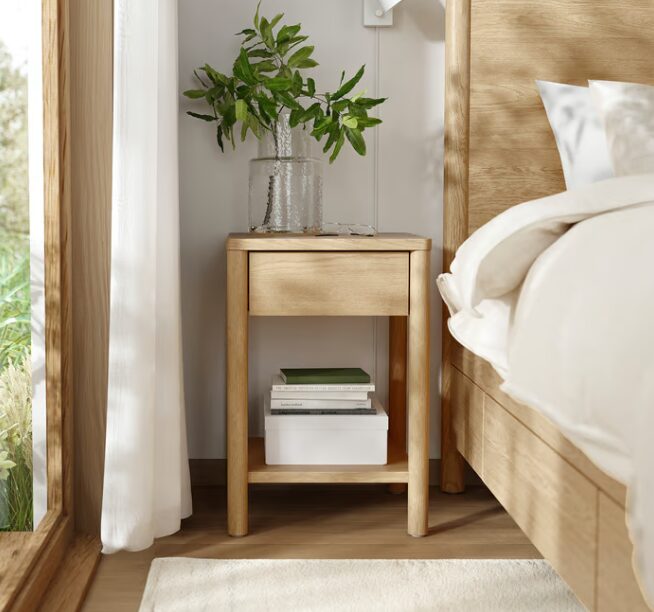 Il comodino IKEA che sembra di design: il mobile smart che rinnova la camera da letto