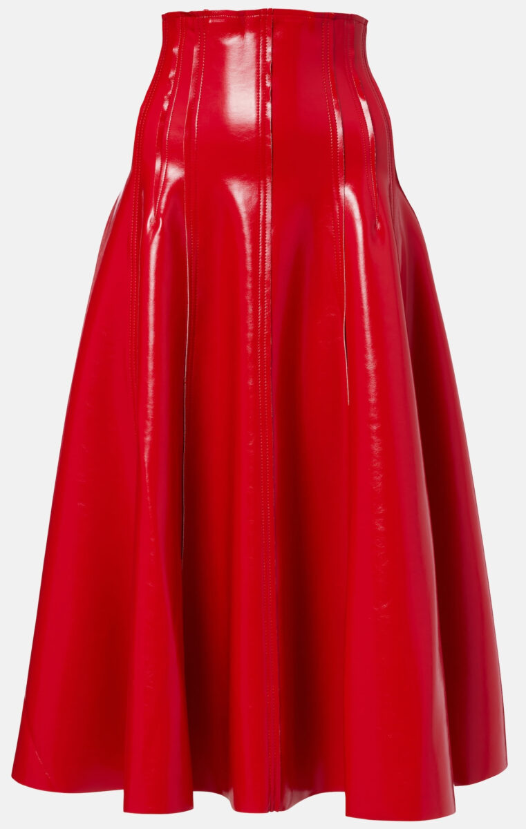 Tutte le gonne di vernice ricercate e glam da sfoggiare questo Inverno