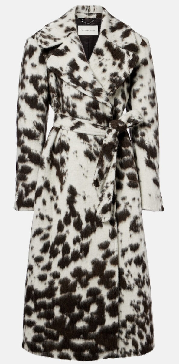 Dai una scossa ai tuoi look invernali: ecco il capospalla più audace del momento!