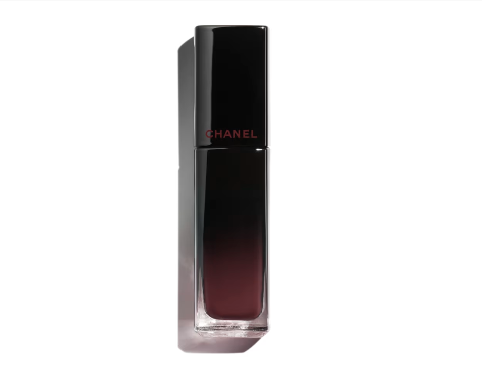 Rouge Noir di Chanel compie 30: ecco come celebrarlo…