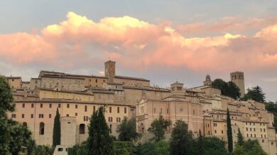 La chiamano “la città delle acque”: un borgo Umbro davvero unico!