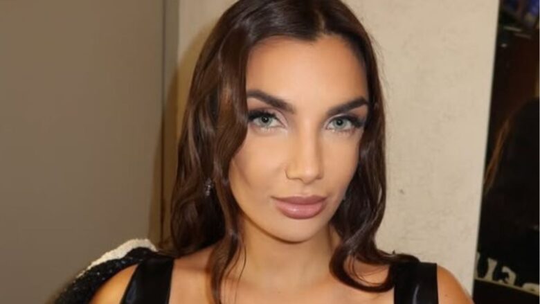 Elettra Lamborghini si prepara al Festival di Sanremo 2026 con un total white Look