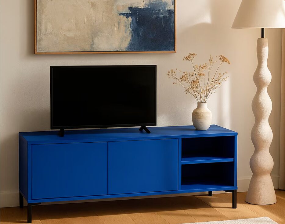 Really Nice Things per H&M: il Mobile Porta Tv per una casa eclettica Really Nice Things per H&M: il Mobile Porta Tv per una casa eclettica