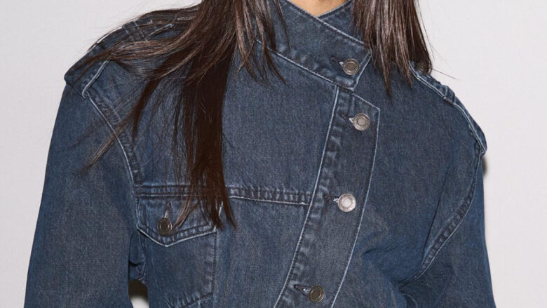 Le giacche in denim più glam per look primaverili all’ultima moda