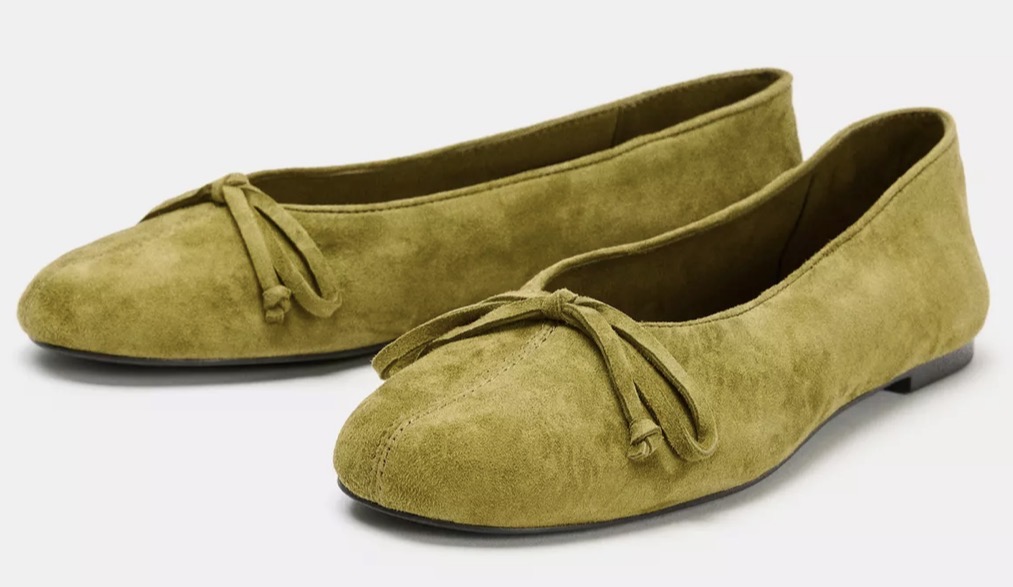 Le ballerine in suede più belle della Primavera 2026 per dei look trendy chic