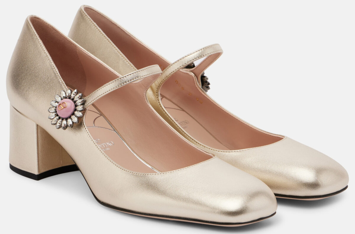 Sapevate che le Mary Jane con tacco sono il must have anche della Primavera 2026?