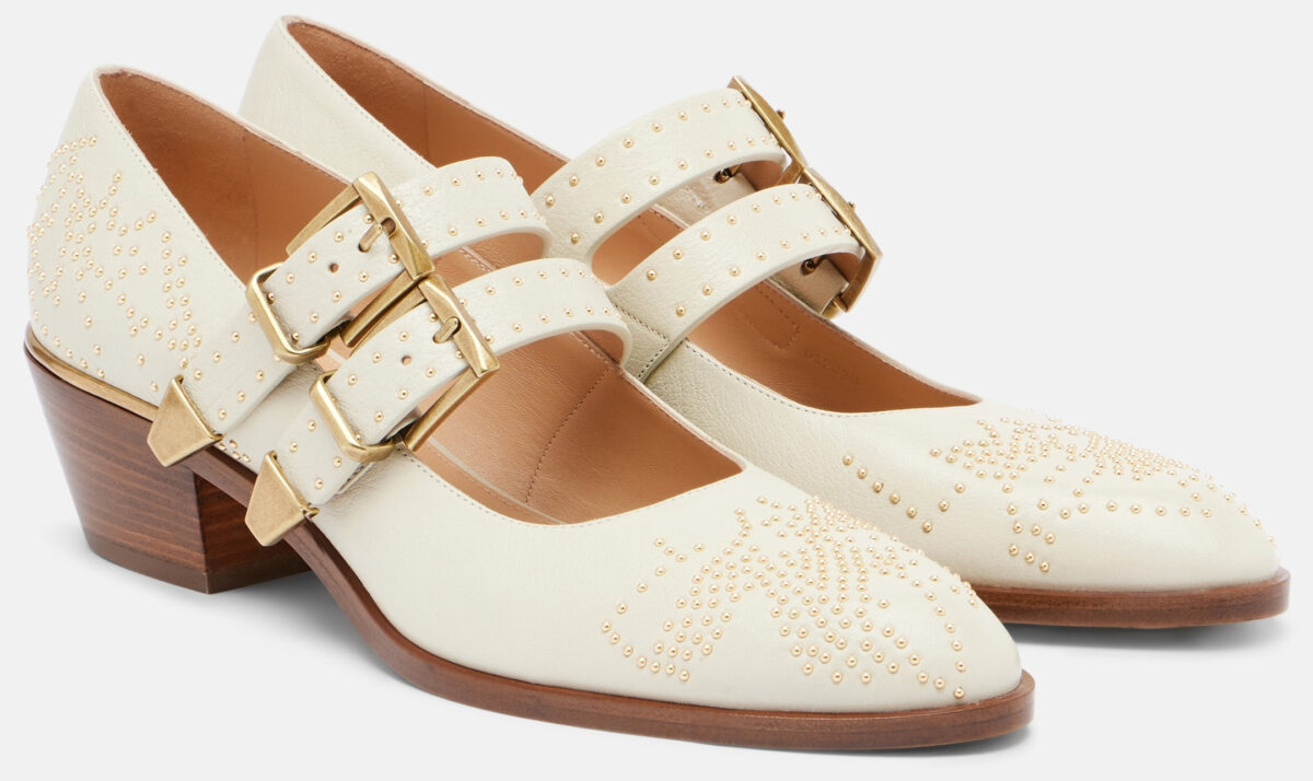 Sapevate che le Mary Jane con tacco sono il must have anche della Primavera 2026?