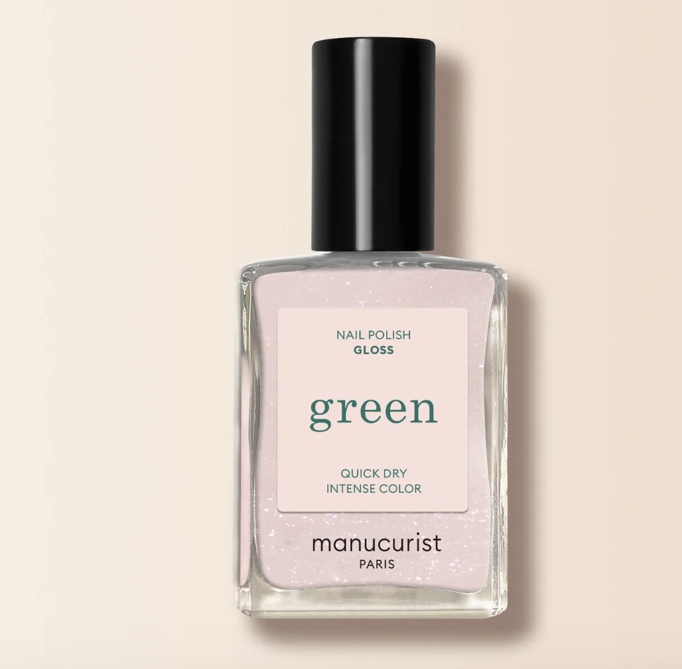 Tra Milky Nails e toni soft: ecco le manicure più belle di primavera