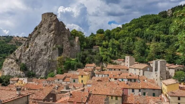 Questo incantevole Borgo della Maremma è la destinazione ideale per un weekend di Primavera indimenticabile!