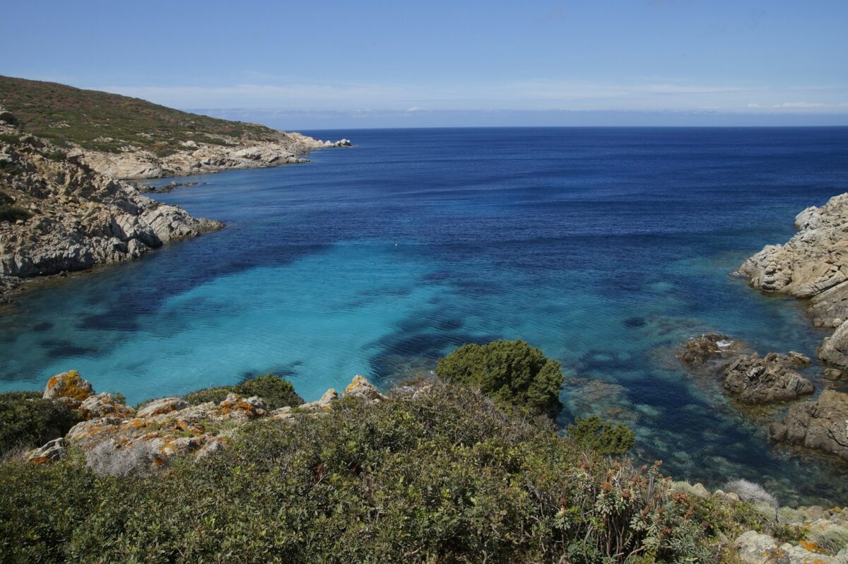 Sardegna in Primavera: itinerario di viaggio tra borghi, città, spiagge e natura