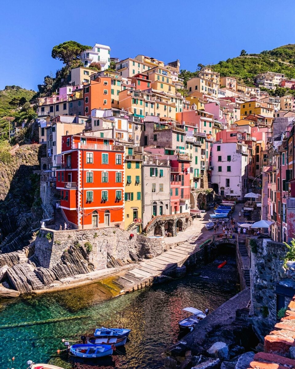 Riomaggiore, il meraviglioso Borgo delle Cinque Terre da scoprire in Primavera