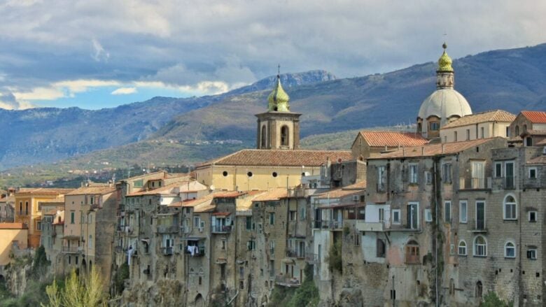 Primo Maggio in Campania, tra borghi e location uniche: ecco dove trascorrere un weekend lungo