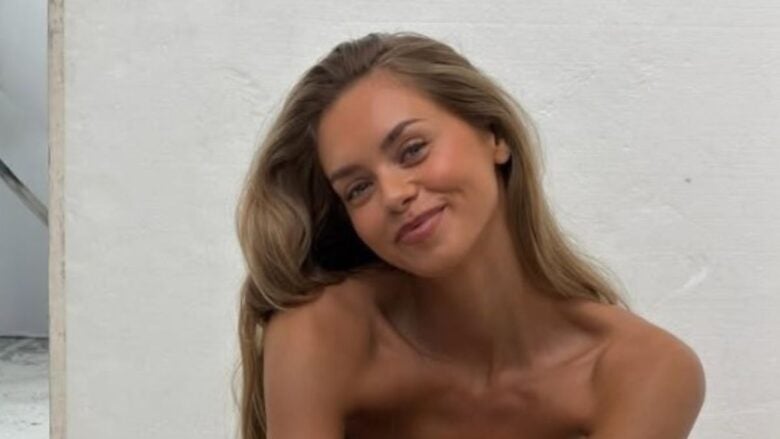 Laila Hasanovic, a Monte Carlo con il total look in denim di super tendenza: da copiare subito!