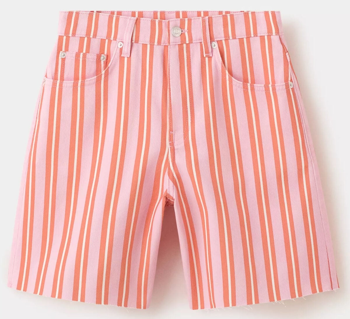 Sono tornati di moda i bermuda e io ne ho già selezionati 5 da avere assolutamente nell’armadio