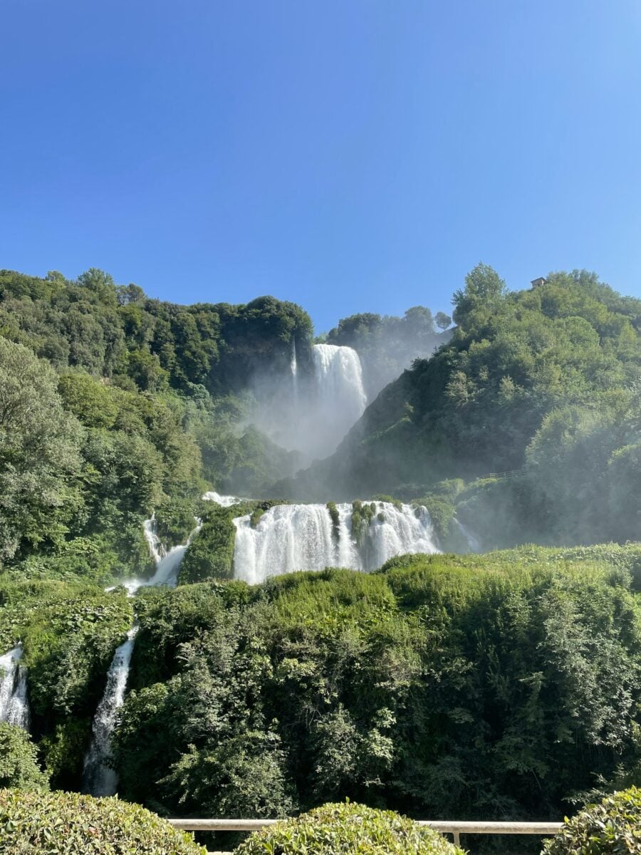 Ponte del 2 giugno al fresco: le migliori mete in Italia tra borghi e natura Ponte del 2 giugno al fresco: le migliori mete in Italia tra borghi e natura