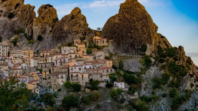 Ponte del 2 giugno al fresco: le migliori mete in Italia tra borghi e natura