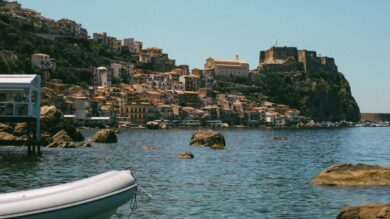 Weekend del 2 giugno a Ischia, cosa vedere: mare, terme e tramonti spettacolari