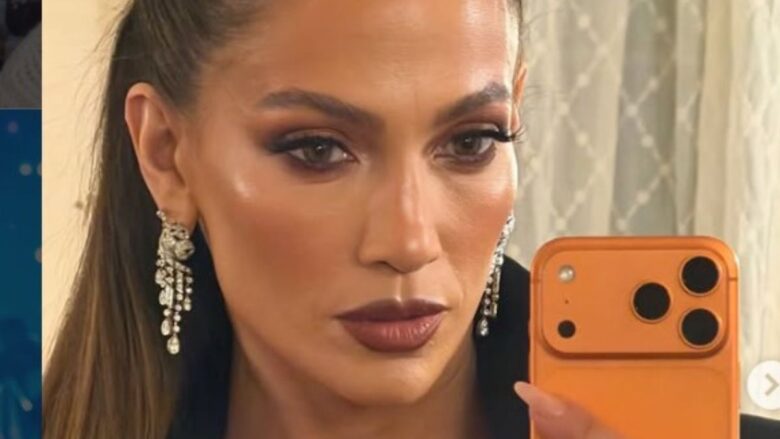 Jennifer Lopez si conferma regina di stile anche per l’estate 2026 con il suo Look da ufficio ‘rivisitato’