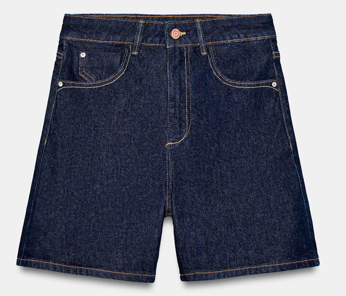 I capi firmati Zara da acquistare nel mese di Giugno, per dei look al top