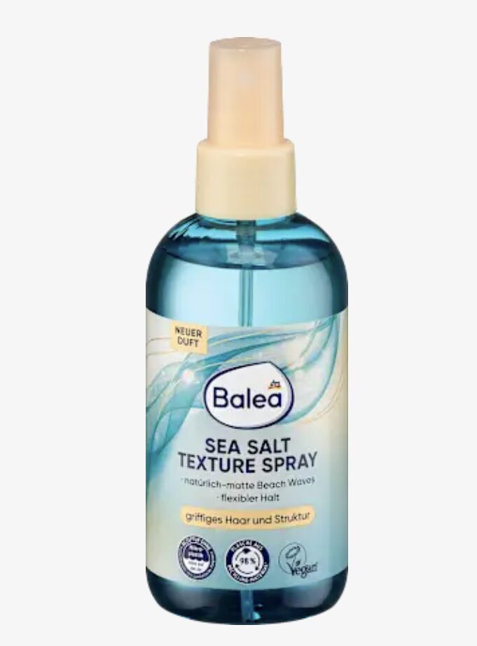 Sono gli spray capelli al sale l’alleato beauty dell’Estate 2026, per beach waves impeccabili