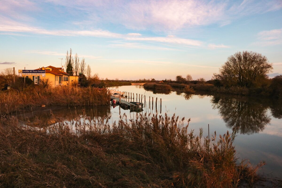 5 parchi naturali dell’Emilia-Romagna da visitare in estate tra laghi, cascate e panorami unici