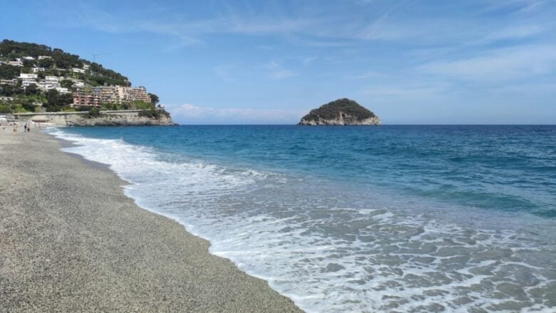 Le spiagge più belle della Liguria da scoprire questa estate