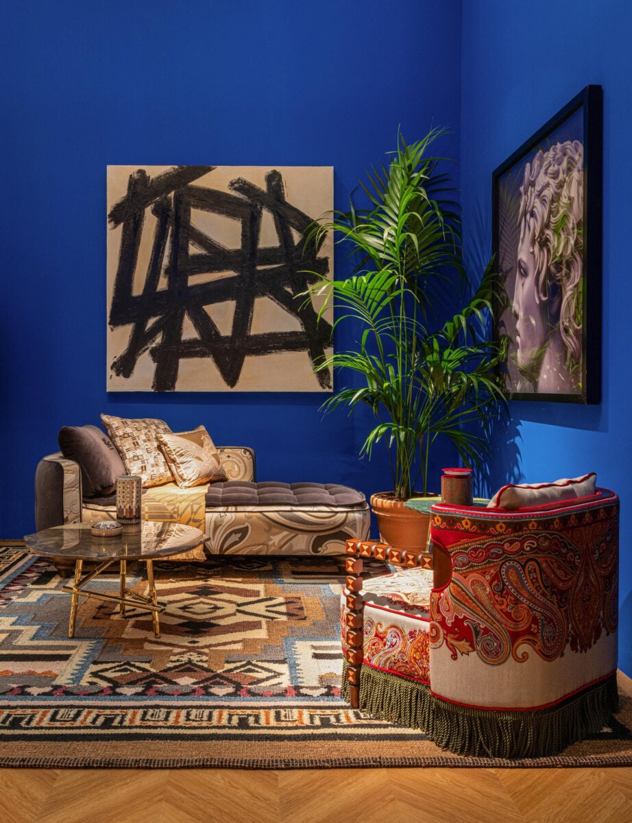 Etro Home Interiors Caresse: la nuova collezione di divani, poltrone e dormeuse ispirata all’Art Déco