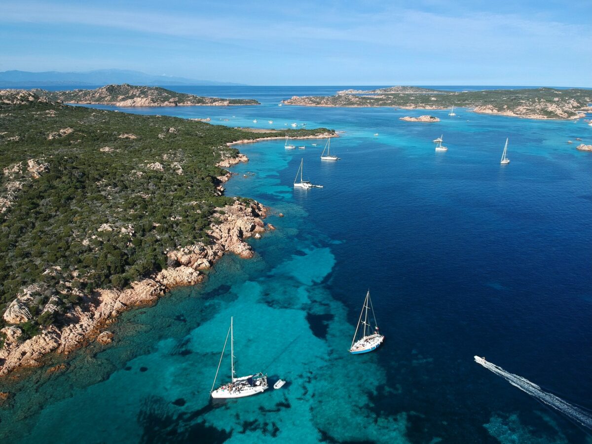 Se vai in Sardegna ad agosto, questi sono i borghi, le spiagge e i luoghi da visitare Se vai in Sardegna ad agosto, questi sono i borghi, le spiagge e i luoghi da visitare