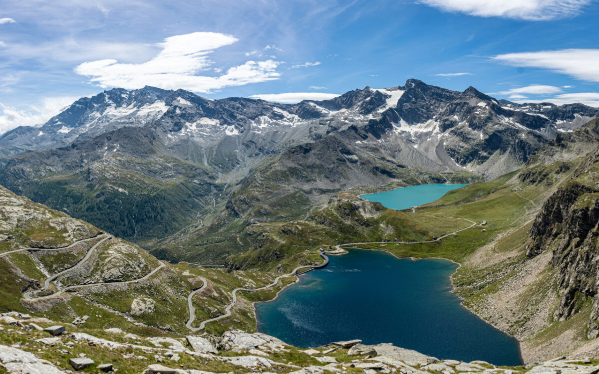 Acque limpide e natura incontaminata: qui i laghi alpini più belli d’Italia dove andare questa Estate Acque limpide e natura incontaminata: qui i laghi alpini più belli d’Italia dove andare questa Estate