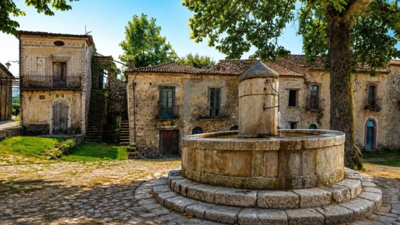 Il borgo fantasma del Cilento dove il tempo si è fermato davvero…