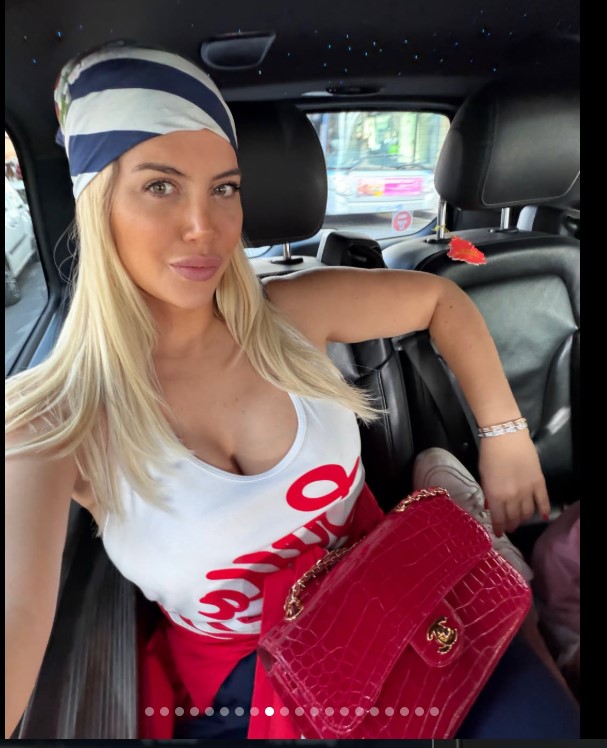 Wanda Nara mostra sui social la sua Chanel bag che vale una fortuna: quanto costa? Wanda Nara mostra sui social la sua Chanel bag che vale una fortuna: quanto costa?