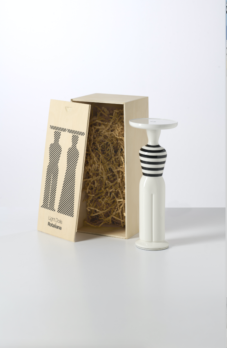 Rotaliana presenta Ibis e Light Dolls, due nuove lampade unite da un concept chiave: l’ubiquità della luce Rotaliana presenta Ibis e Light Dolls, due nuove lampade unite da un concept chiave: l’ubiquità della luce