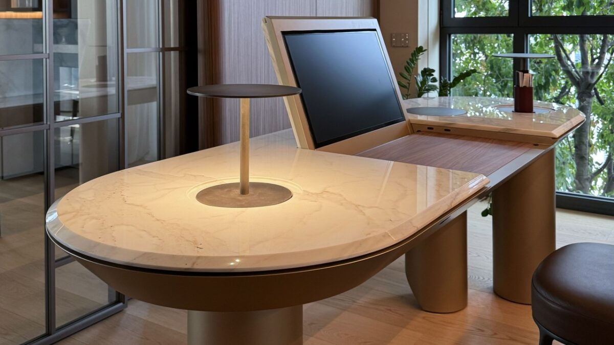 Scrivanie di design per la ripartenza: 3 modelli per arredare lo spazio di lavoro con stile Scrivanie di design per la ripartenza: 3 modelli per arredare lo spazio di lavoro con stile