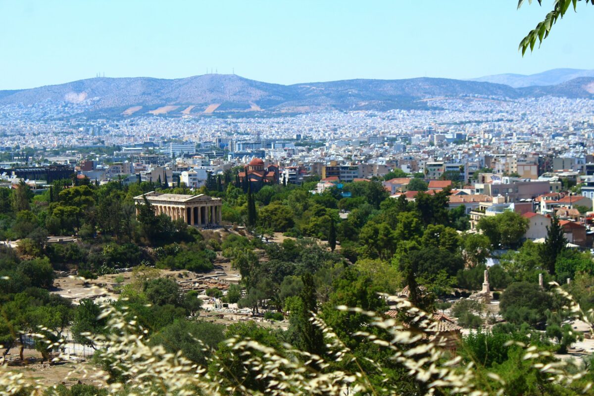 Atene non è solo l’Acropoli: 7 luoghi da vedere per scoprire davvero la città