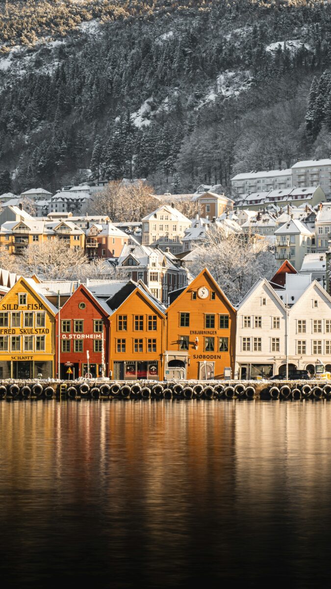 Bergen in inverno: cosa fare e cosa vedere nella città più affascinante della Norvegia Bergen in inverno: cosa fare e cosa vedere nella città più affascinante della Norvegia