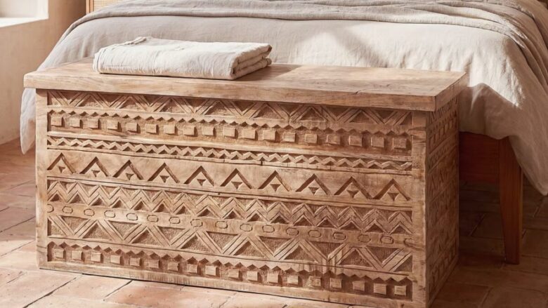 Maisons du Monde: la cassapanca in legno per arredare ingresso, soggiorno e camera da letto