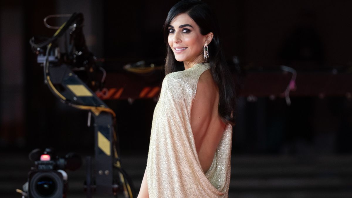 Rocio Munoz Morales brilla sul red carpet della Festa del Cinema di Roma 2026 con questo meraviglioso abito firmato Alberta Ferretti Rocio Munoz Morales brilla sul red carpet della Festa del Cinema di Roma 2026 con questo meraviglioso abito firmato Alberta Ferretti
